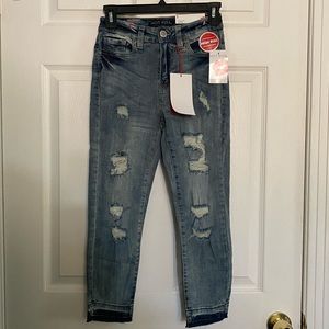 Hot Kiss Jeans Jrs. High Rise Crop